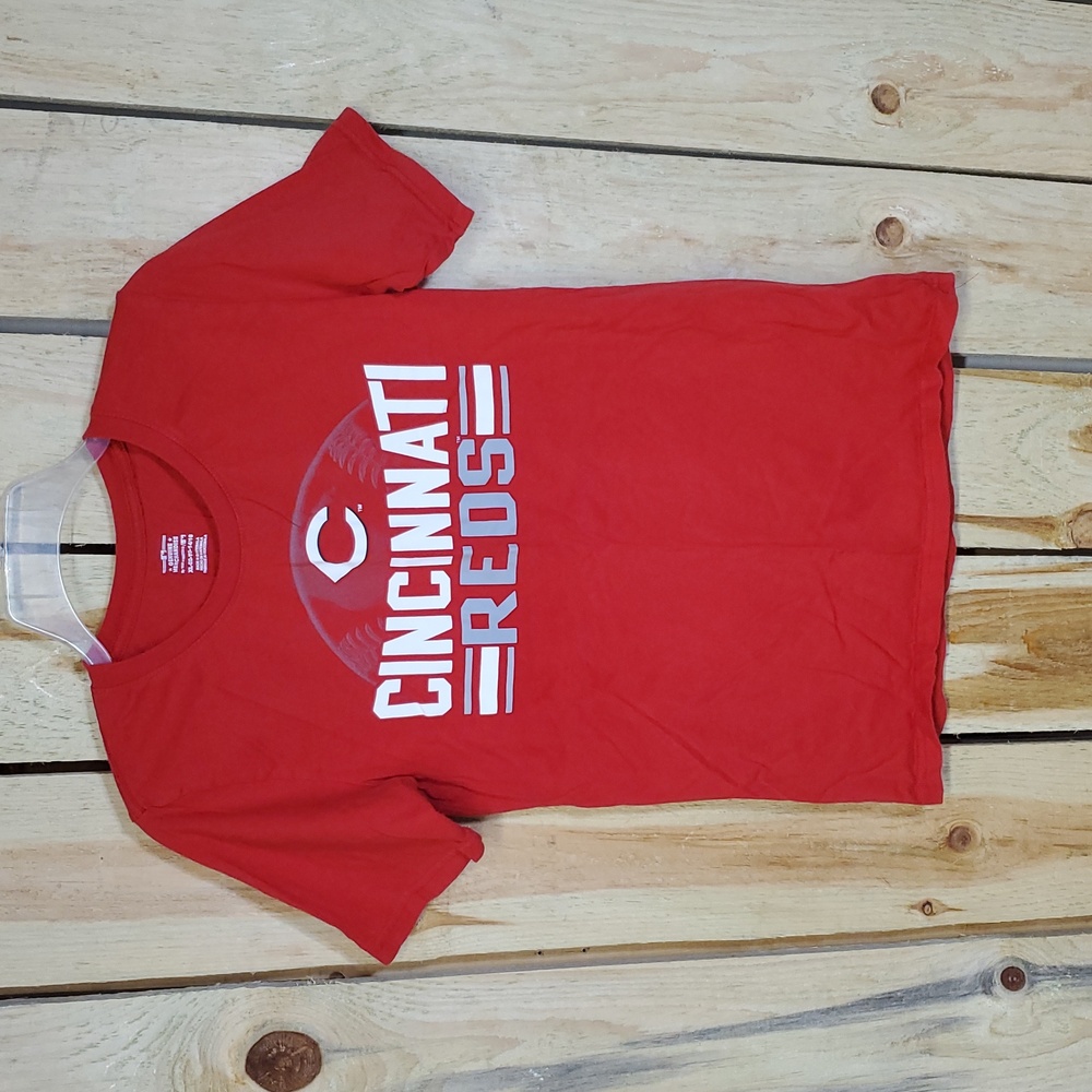 Youth Cincinnati Reds T-Shirt Size XL (14-16)